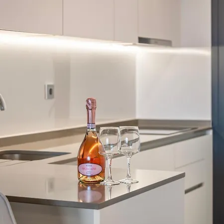 Diamond Sea View Eagle Tower Apartmán